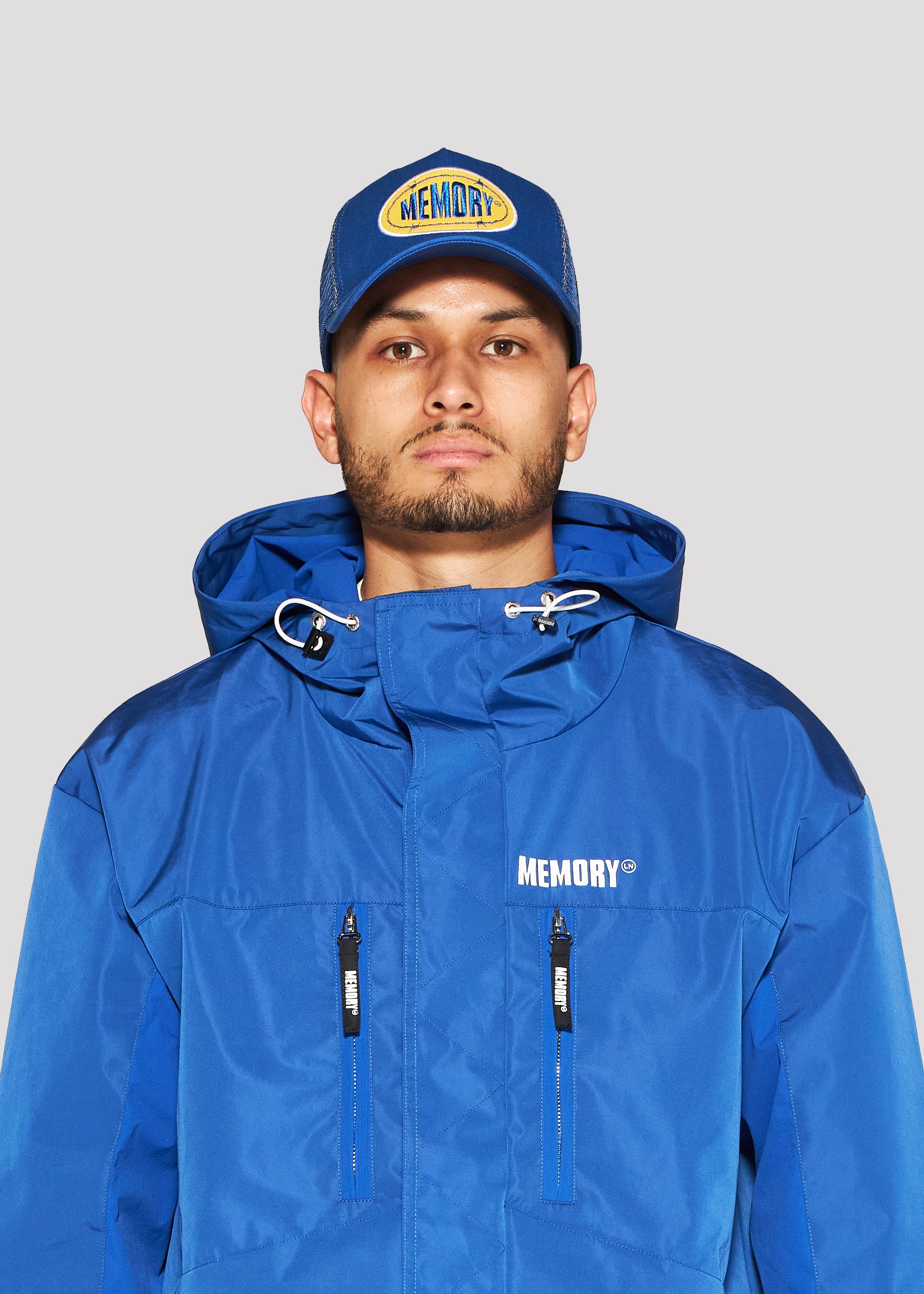 Barbwire Trucker (Royal)