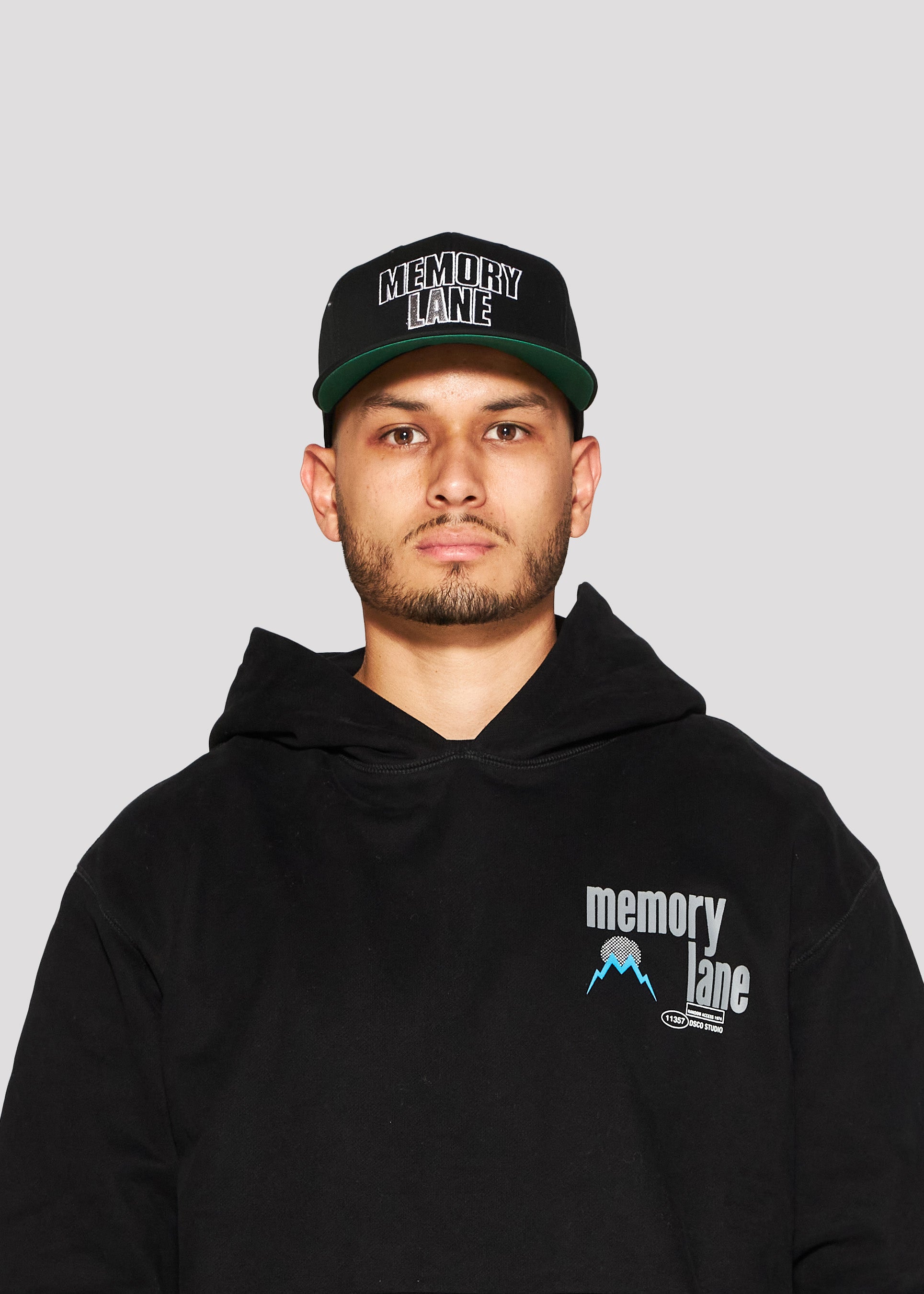 Stack Type Snapback (Black)