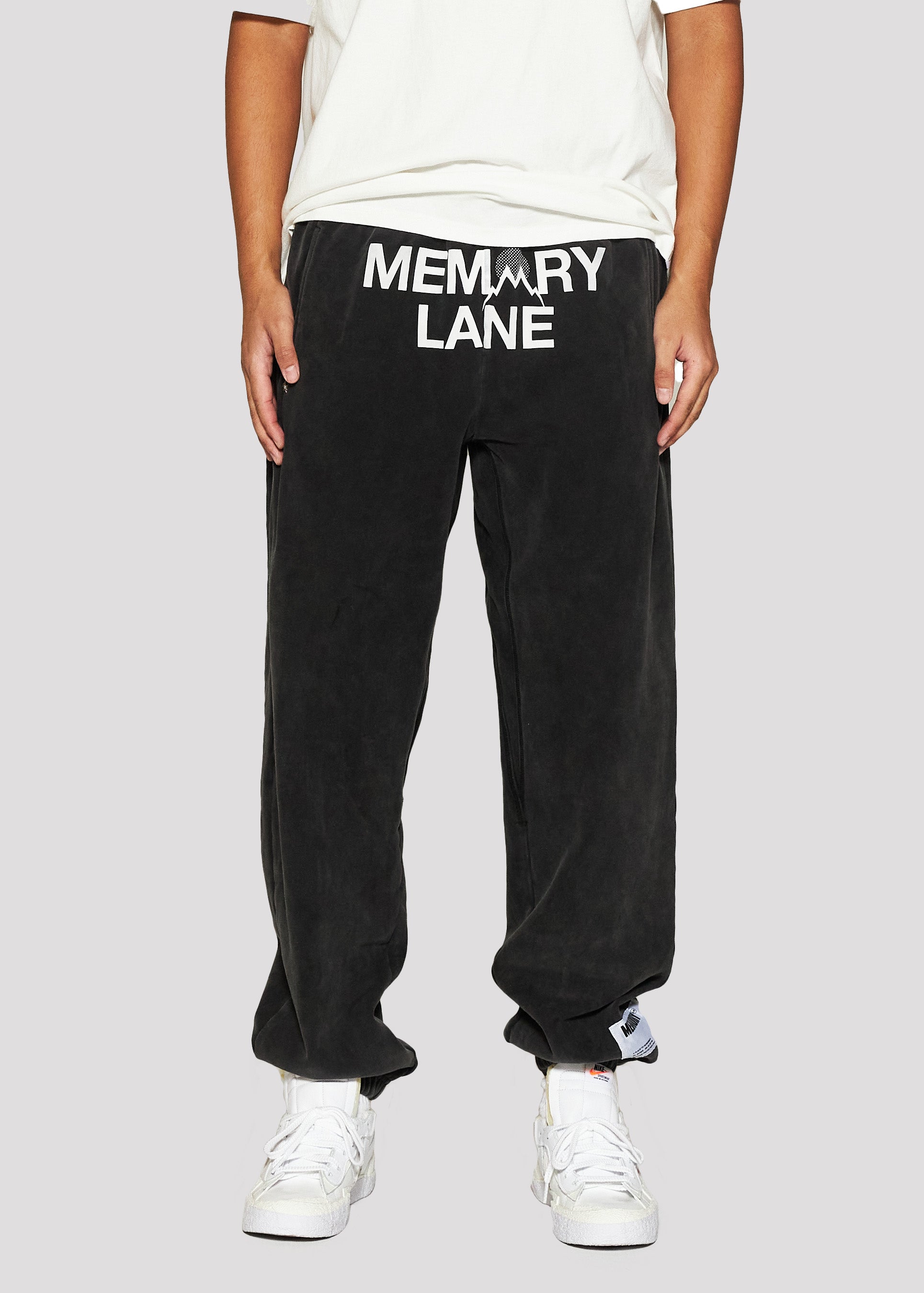 Stack Rise Sweatpant (Black)