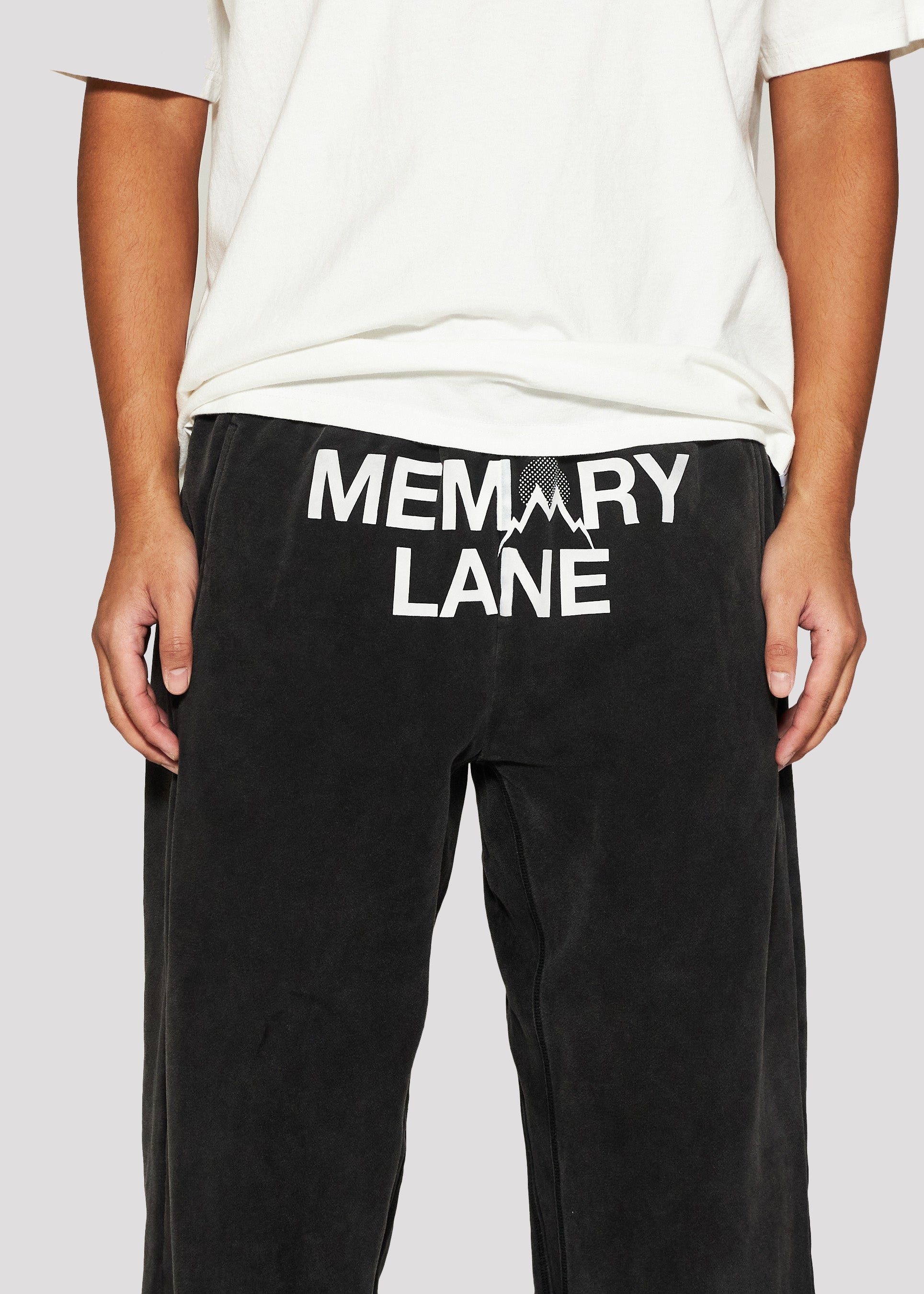 Stack Rise Sweatpant (Black)