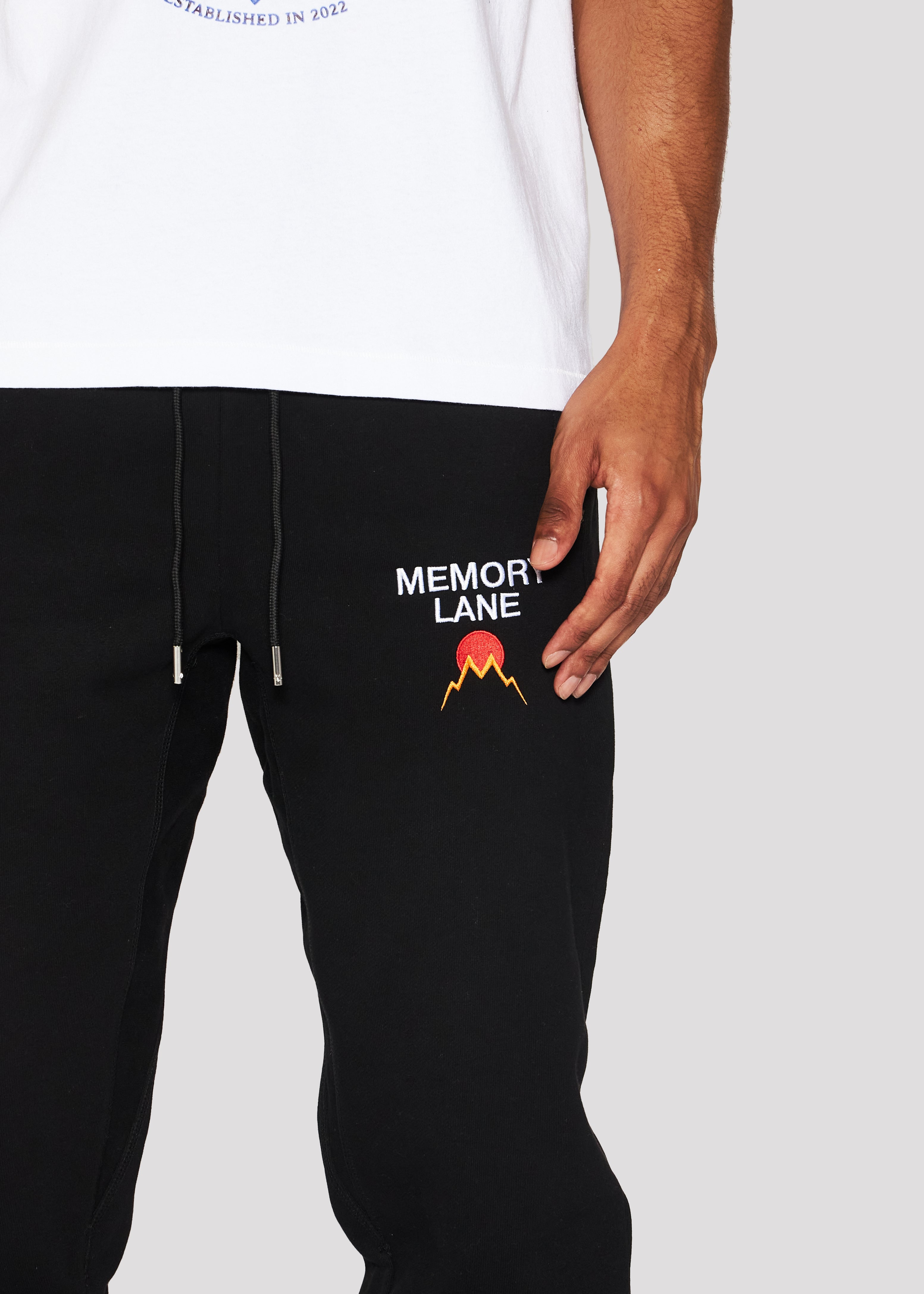 ML Core Logo Sweatpant (Black)