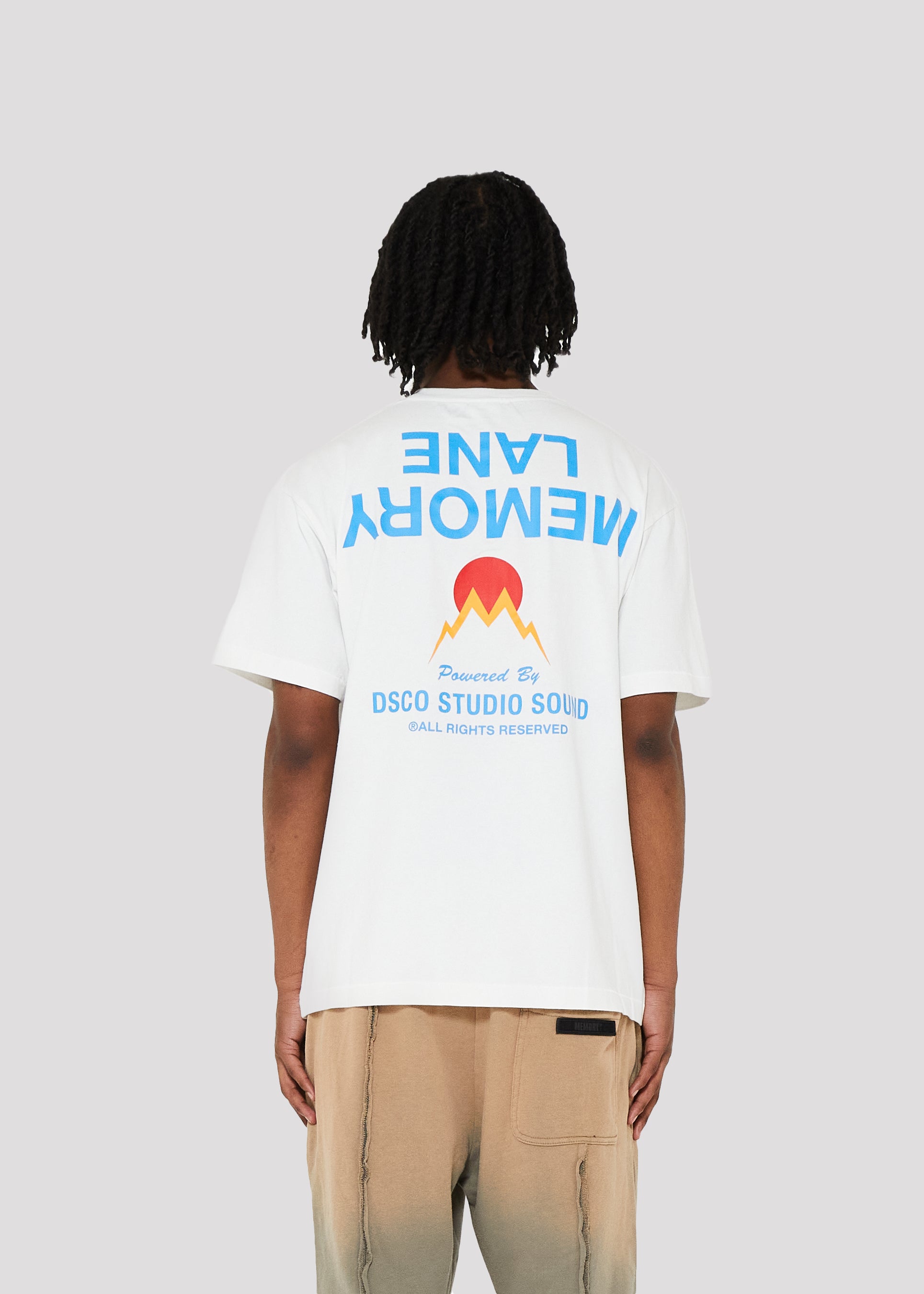 Vetica 180 Tee (Off White)