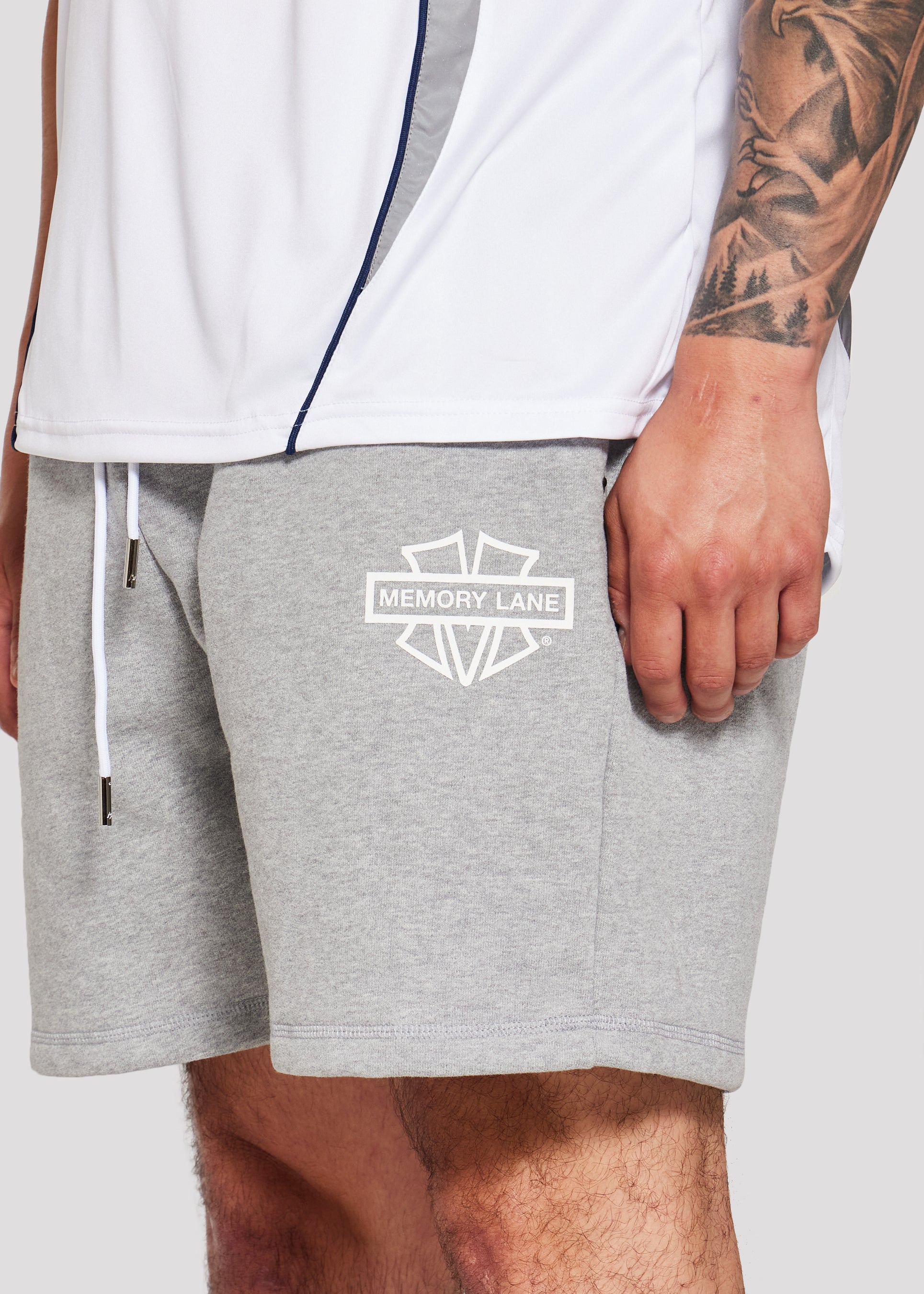 Outlaw Short (Heather Grey)