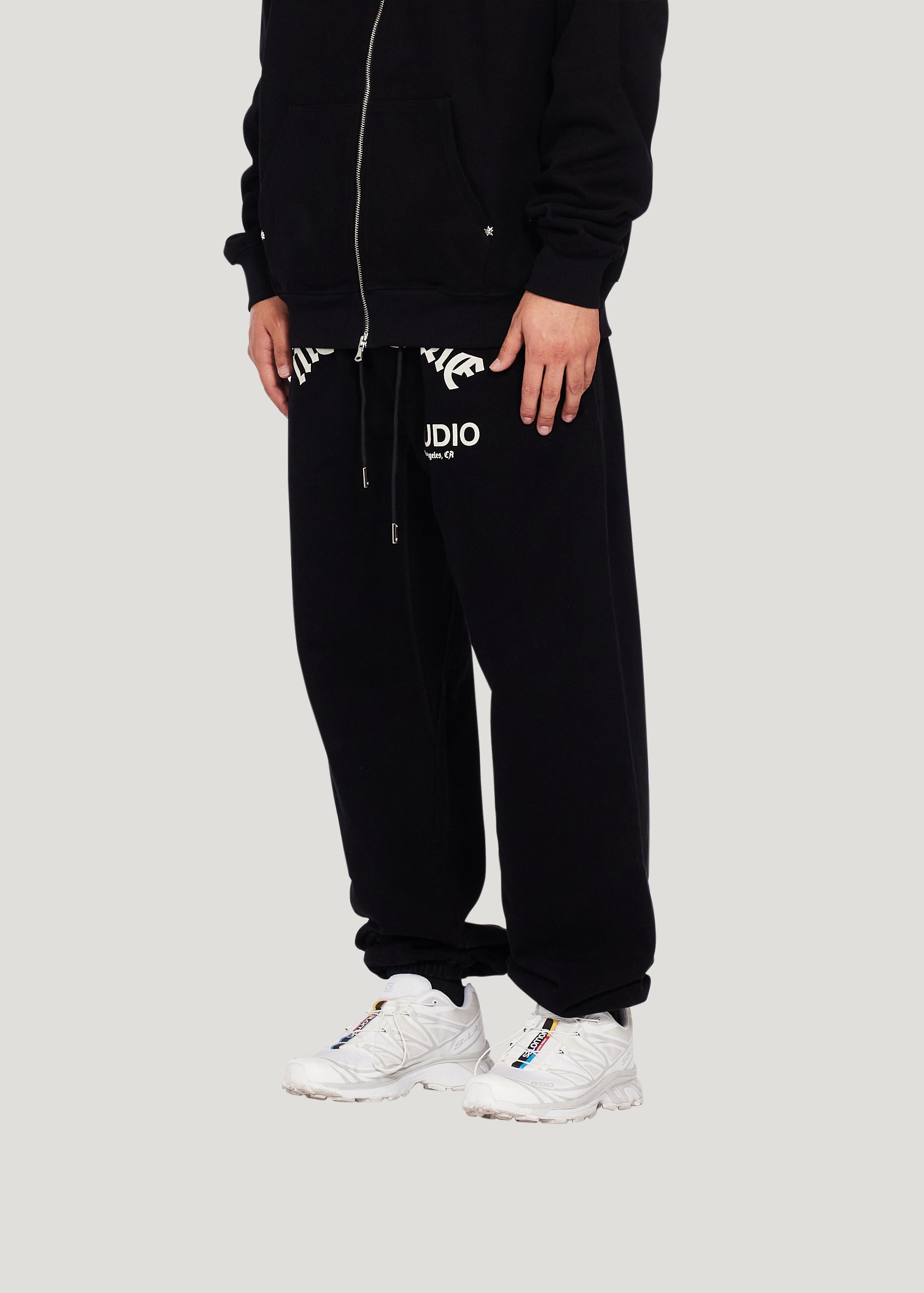 Studio Sweatpant