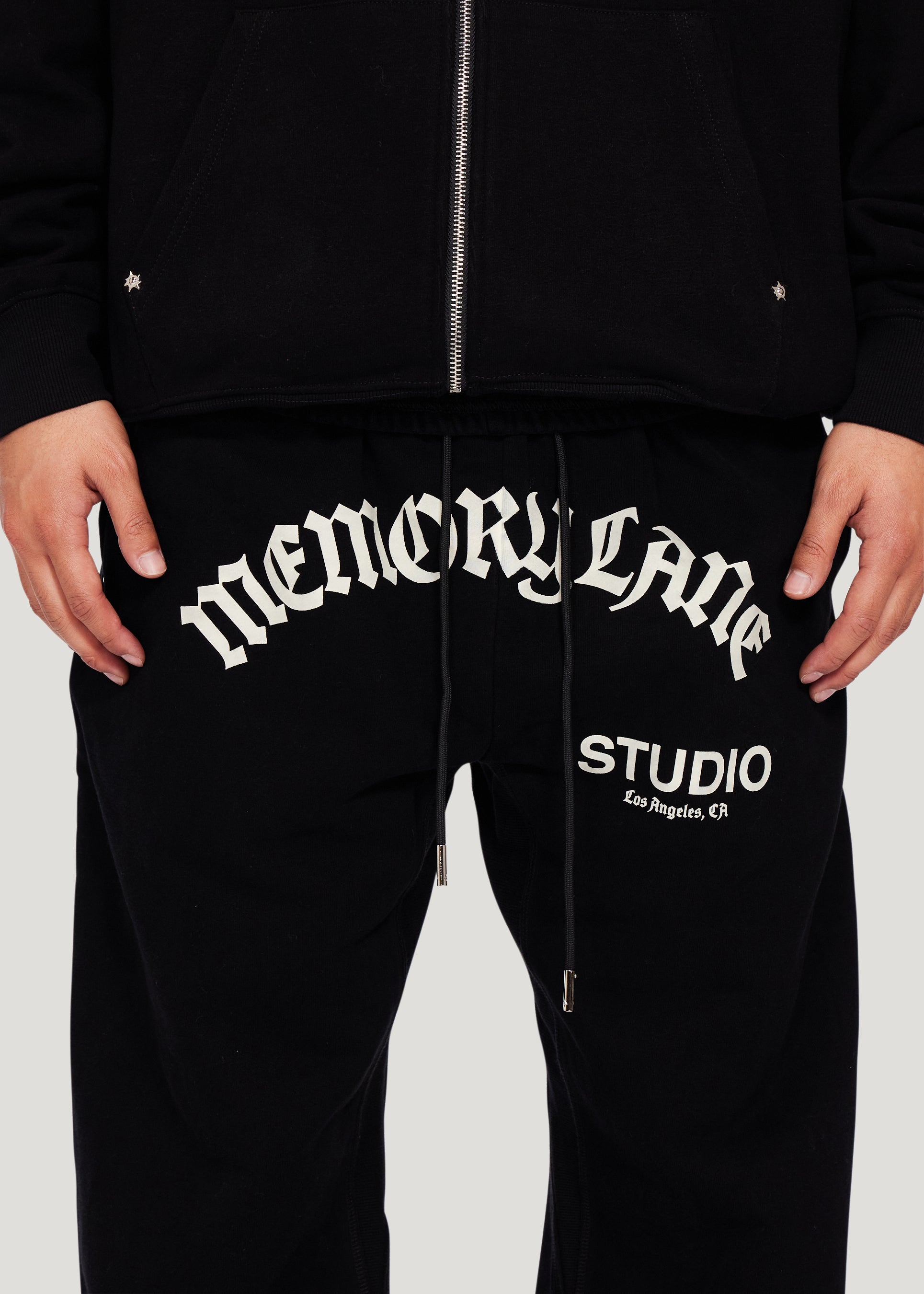 Studio Sweatpant