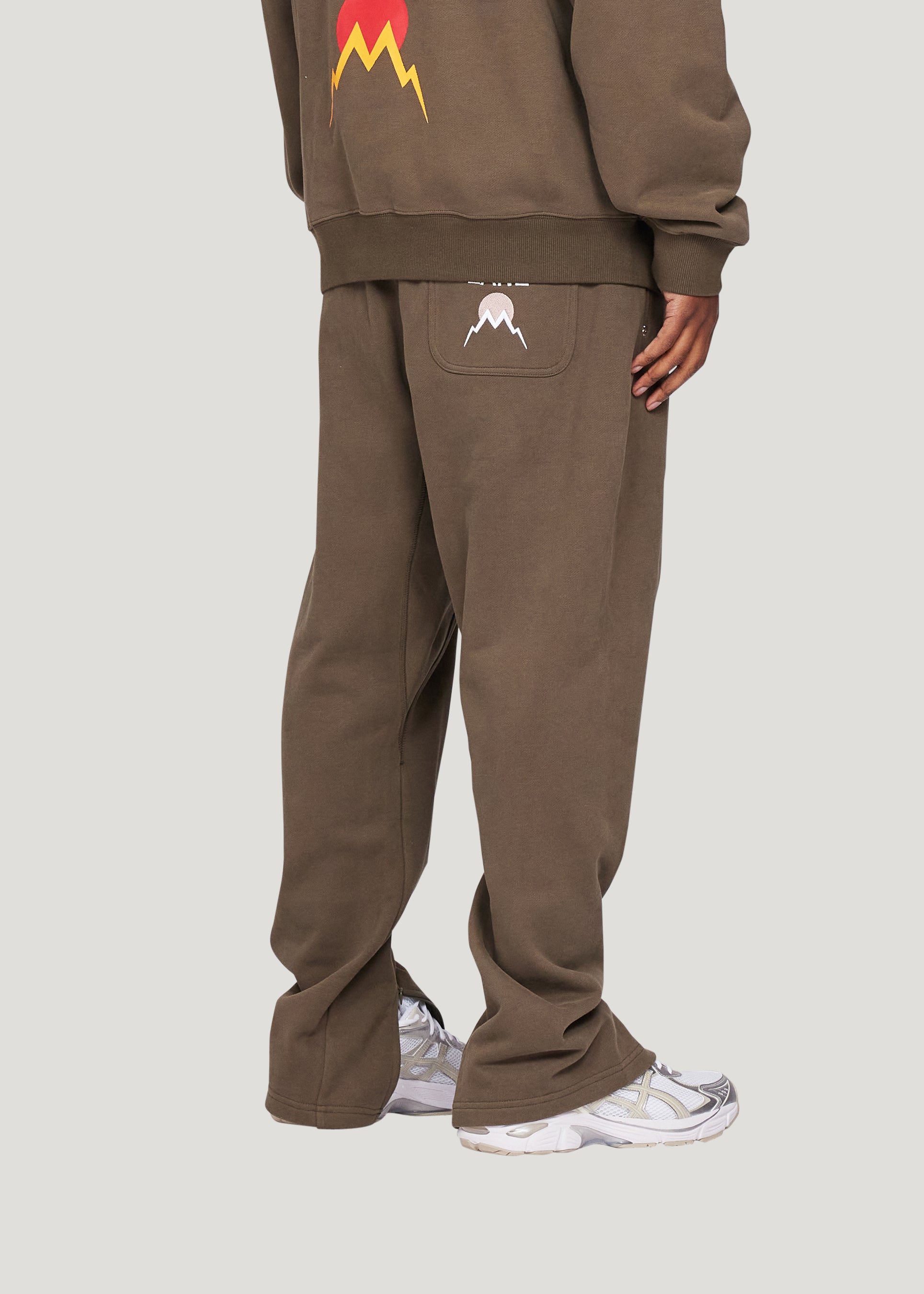 Split Seam Sweatpant (Olive)
