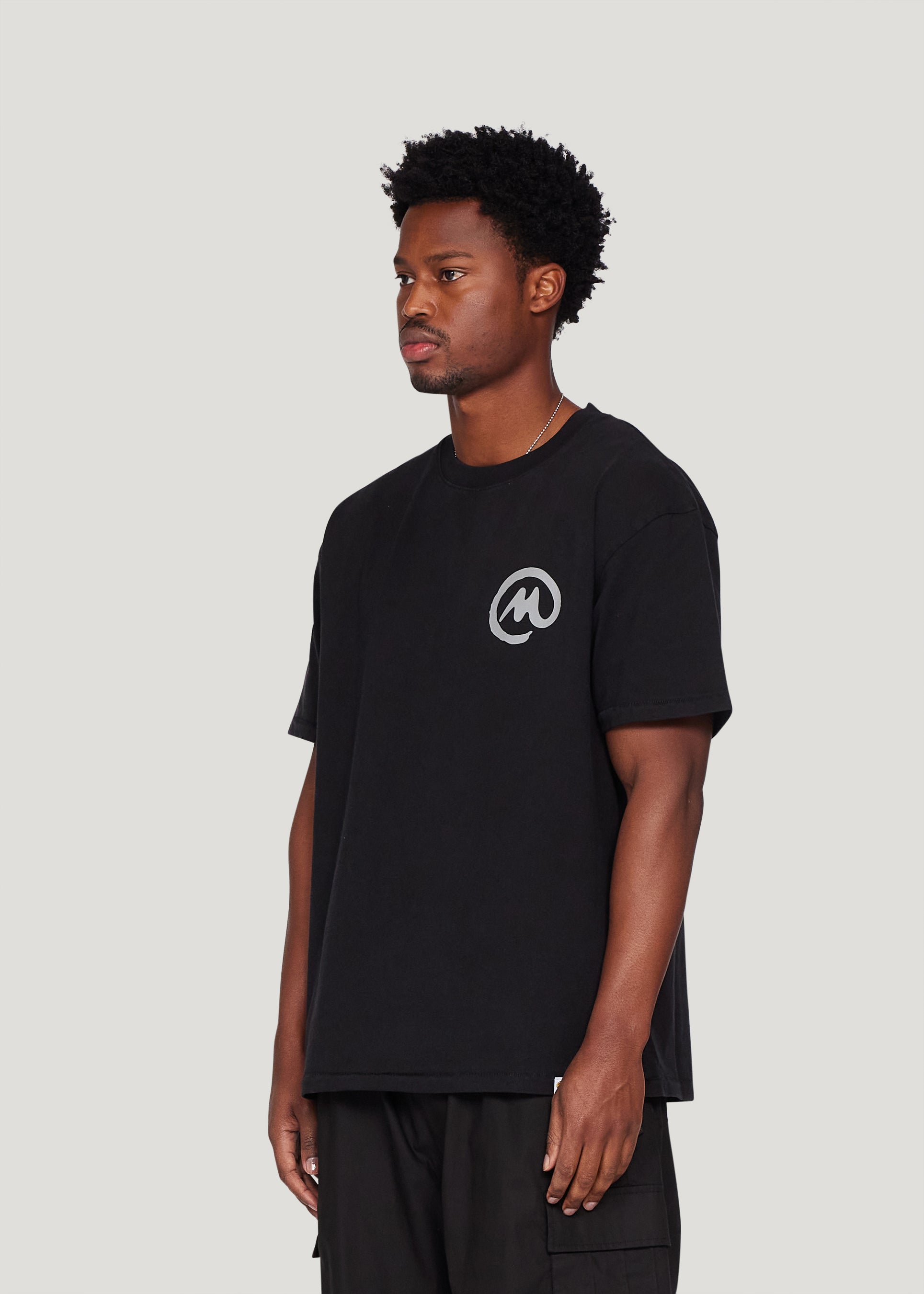 Emsterik Tee (Black)