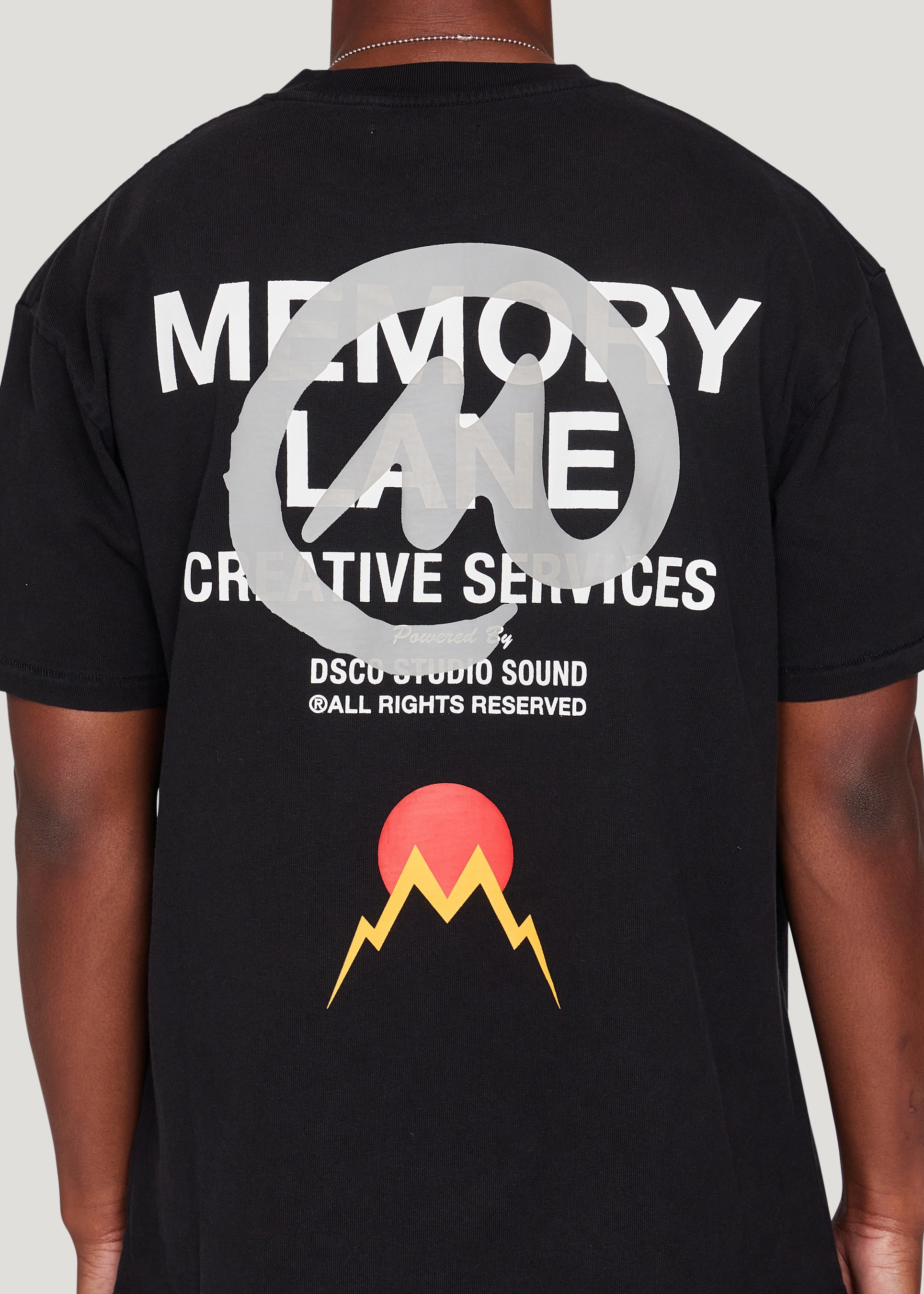 Emsterik Tee (Black)