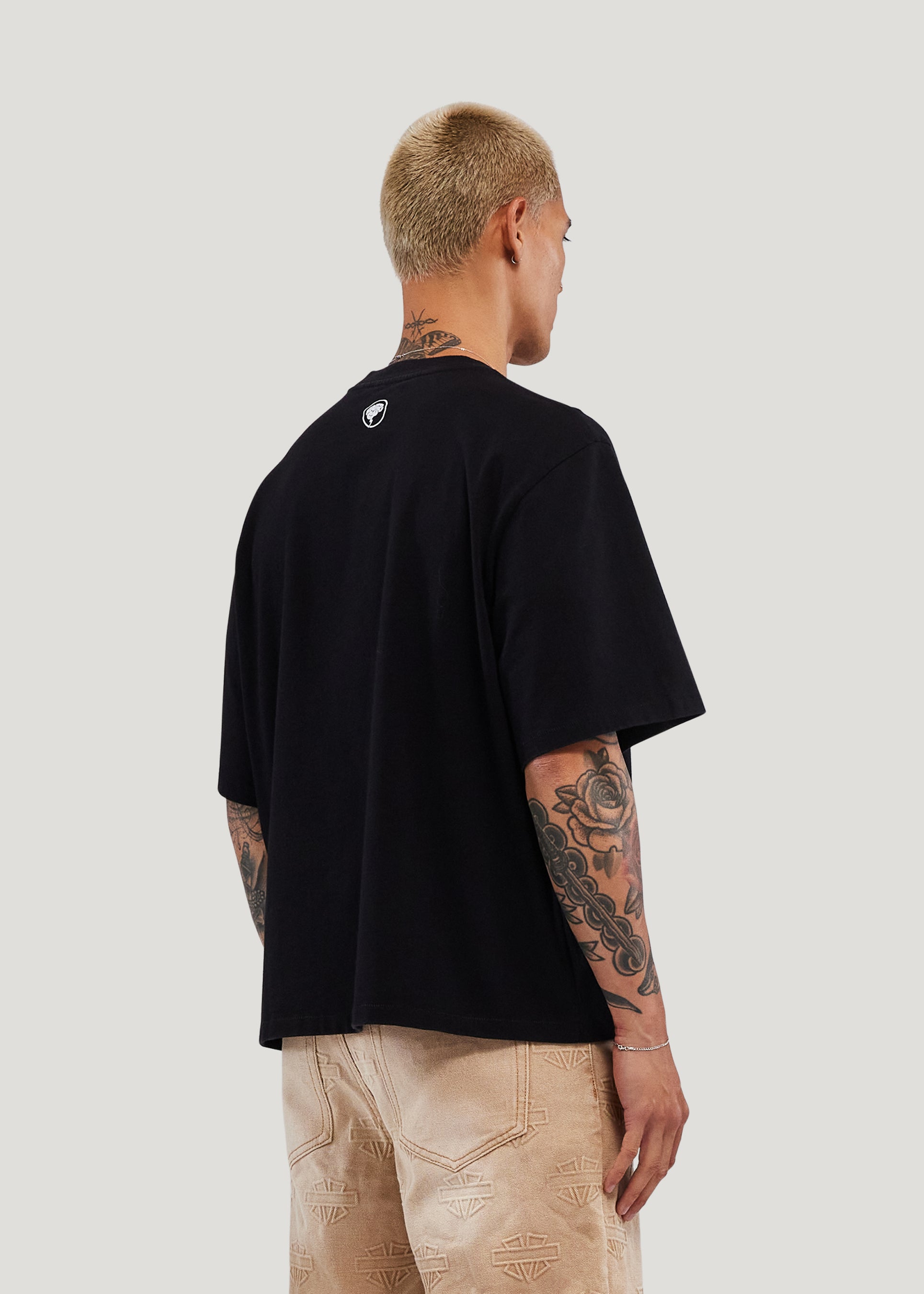 Ramsy Throwback Crop Tee (Vintage Black)