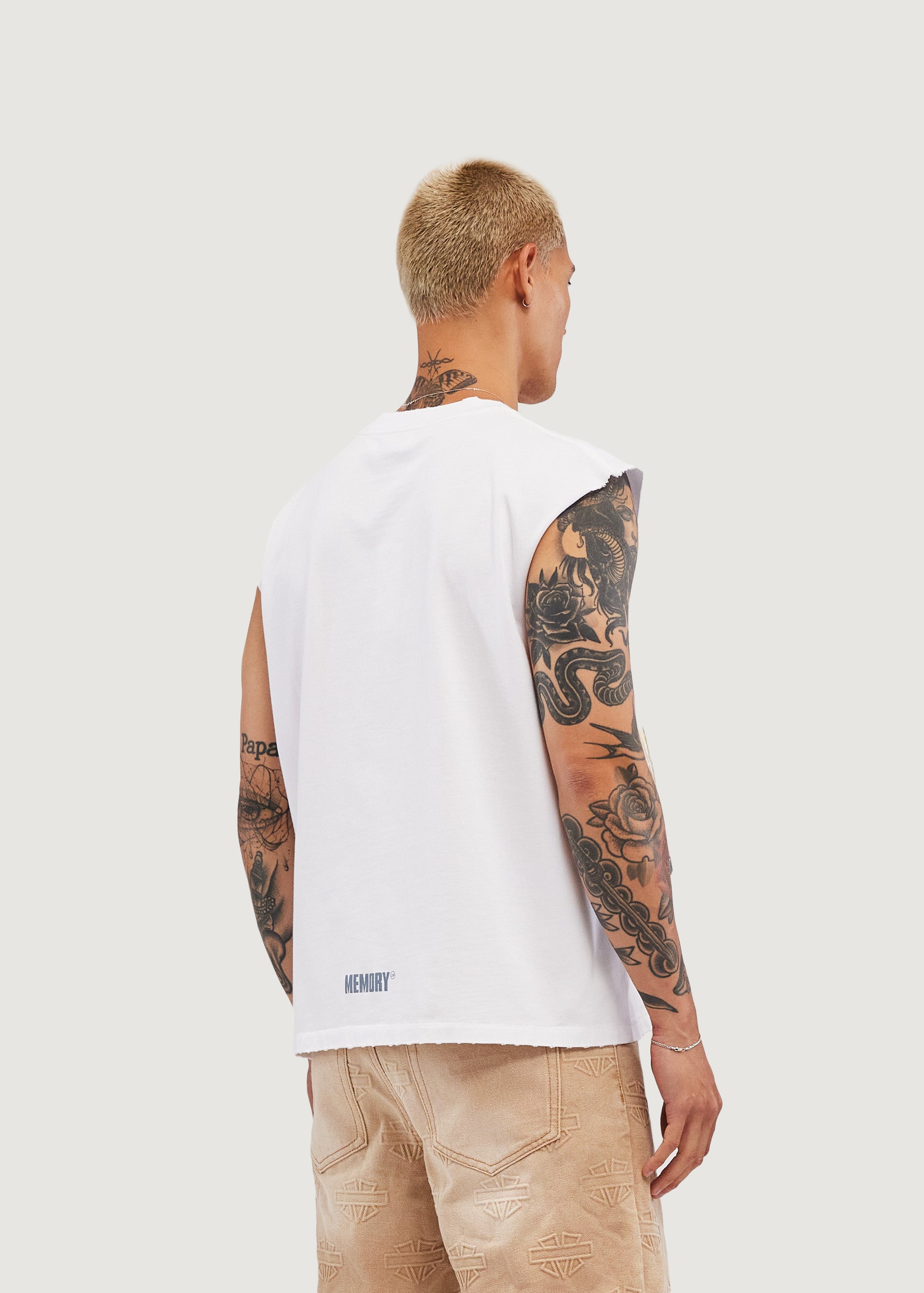 Desert Scene Sleeveless Crop Tee (Off White)
