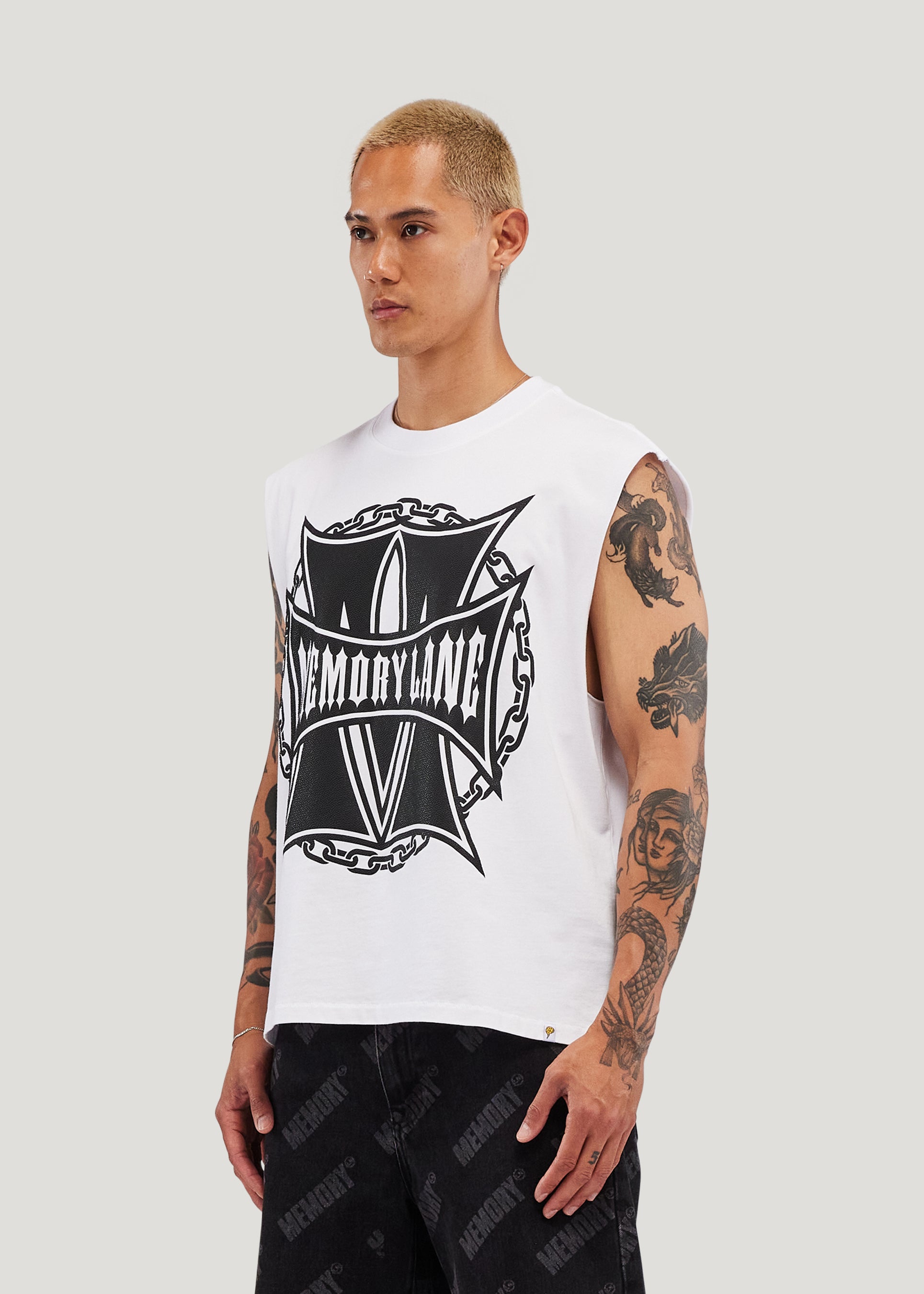 M Shield Sleeveless Crop Tee (Off White)