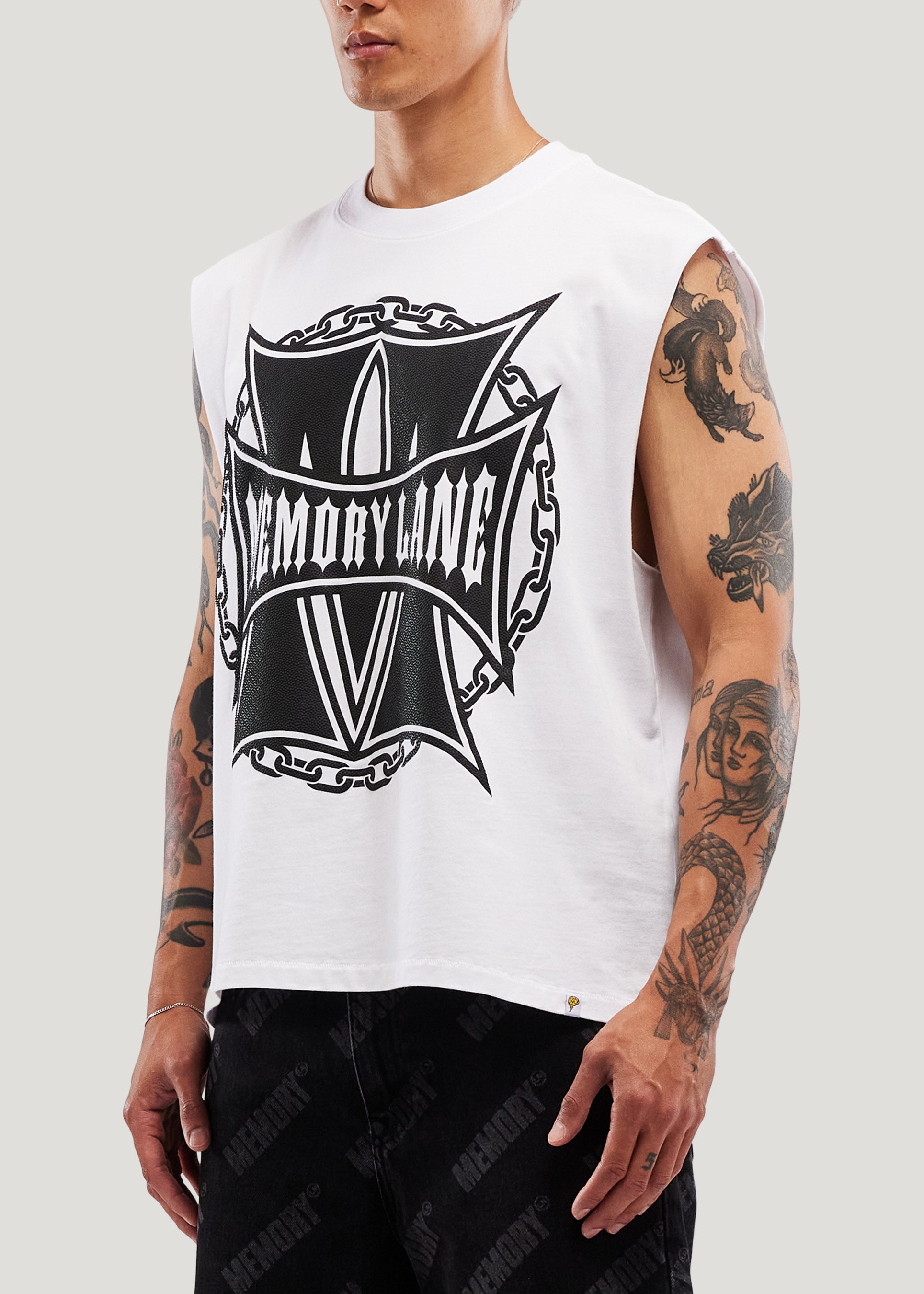 M Shield Sleeveless Crop Tee (Off White)