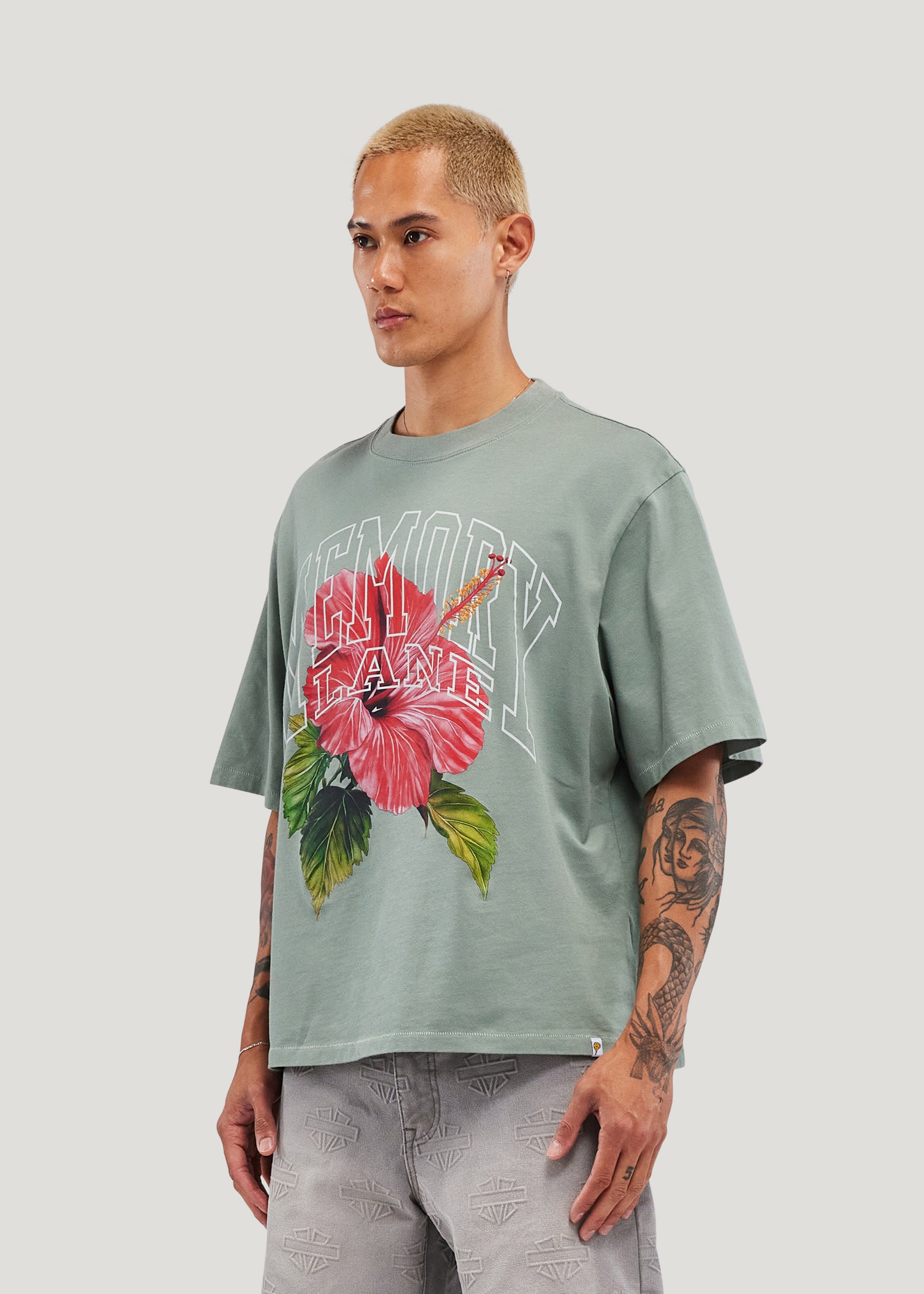 Slippin' Crop Tee (Sage)