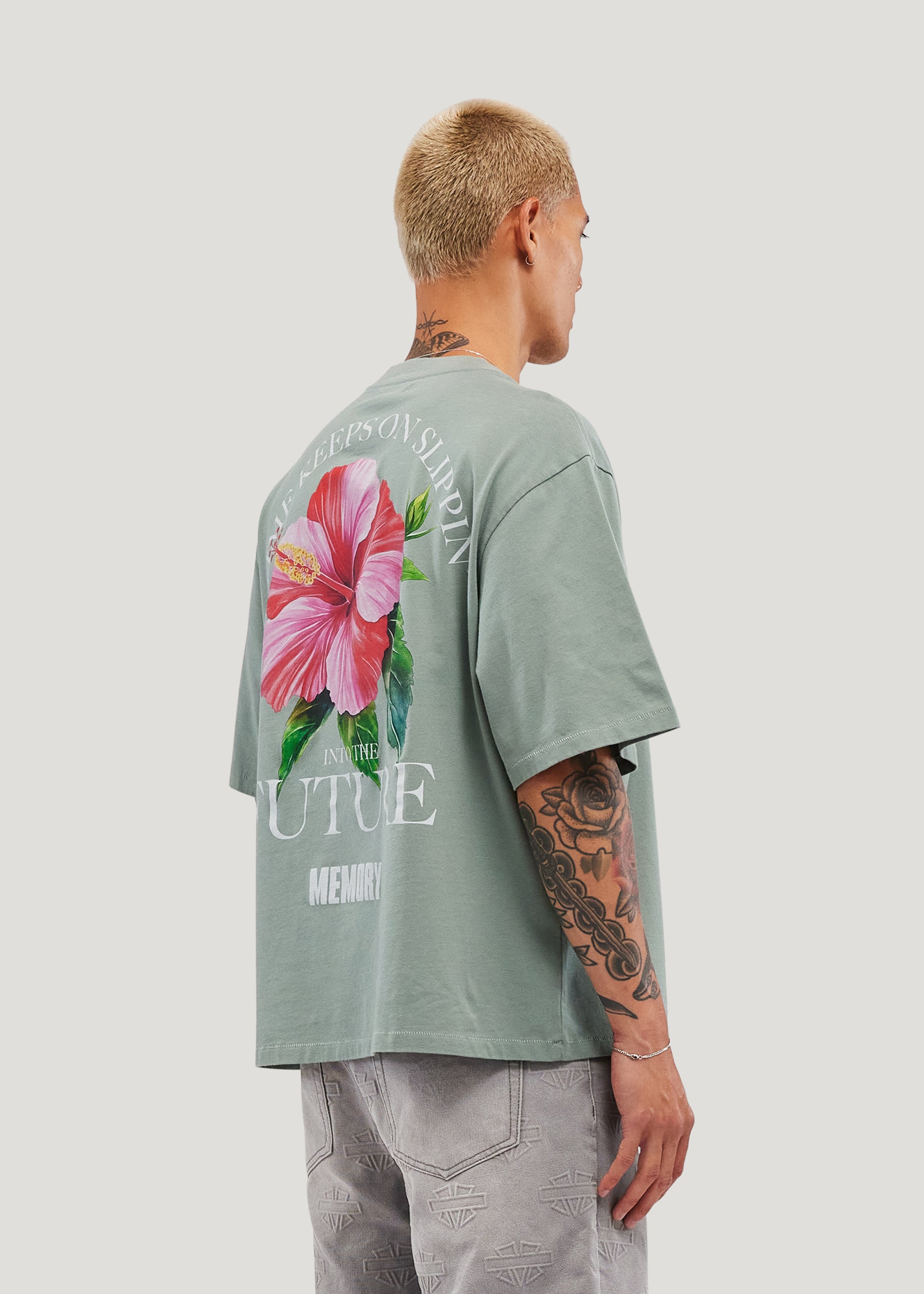 Slippin' Crop Tee (Sage)