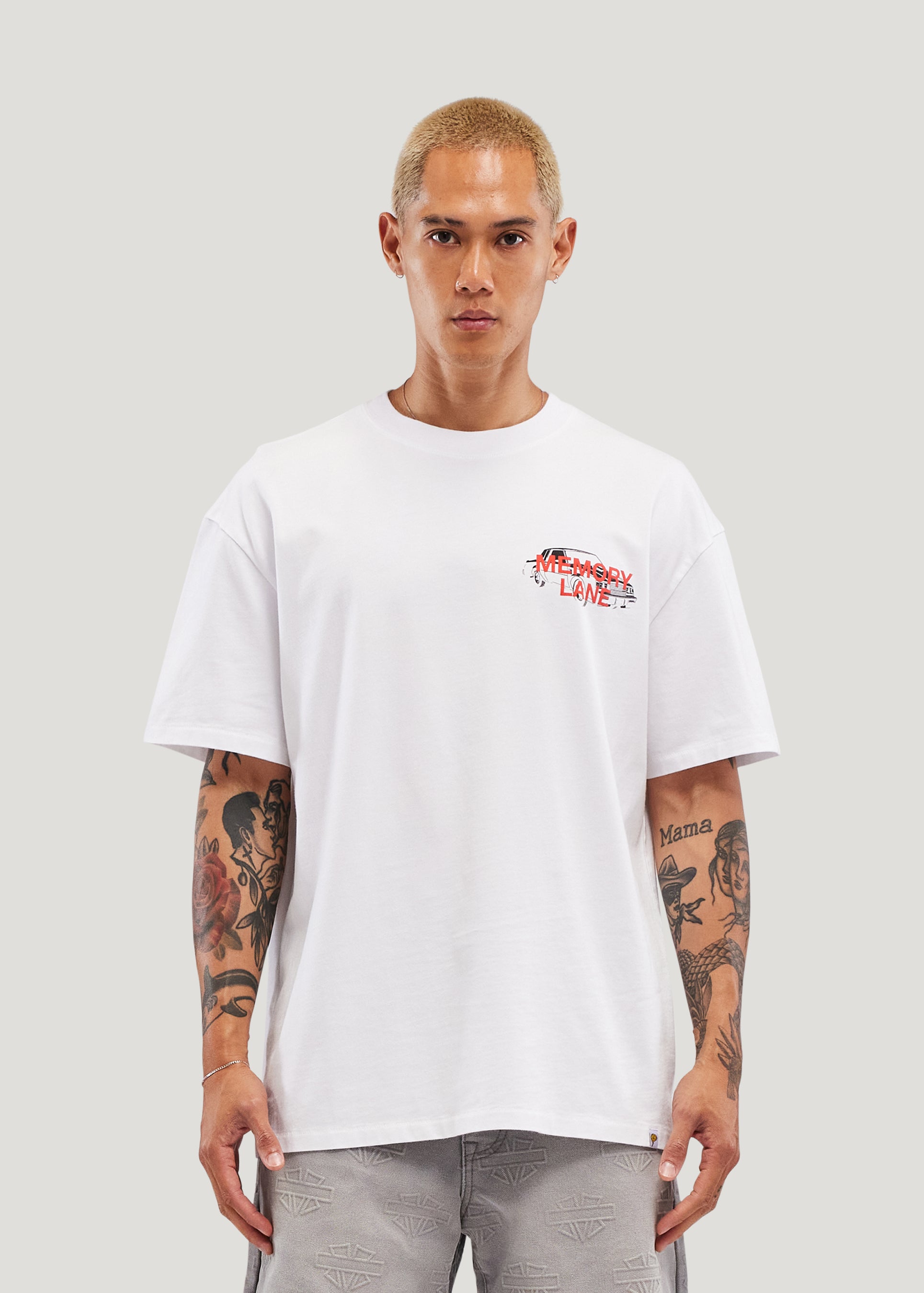 Grand Nostalgic Tee (Off White)