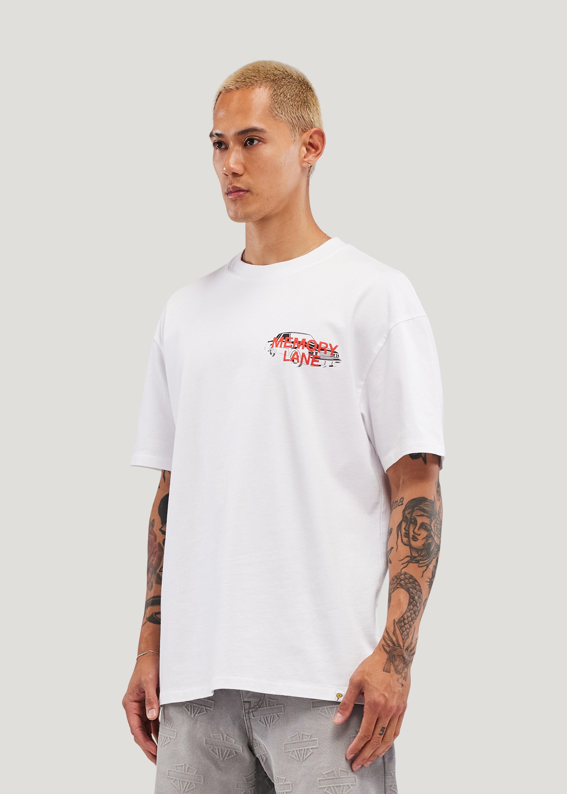Grand Nostalgic Tee (Off White)
