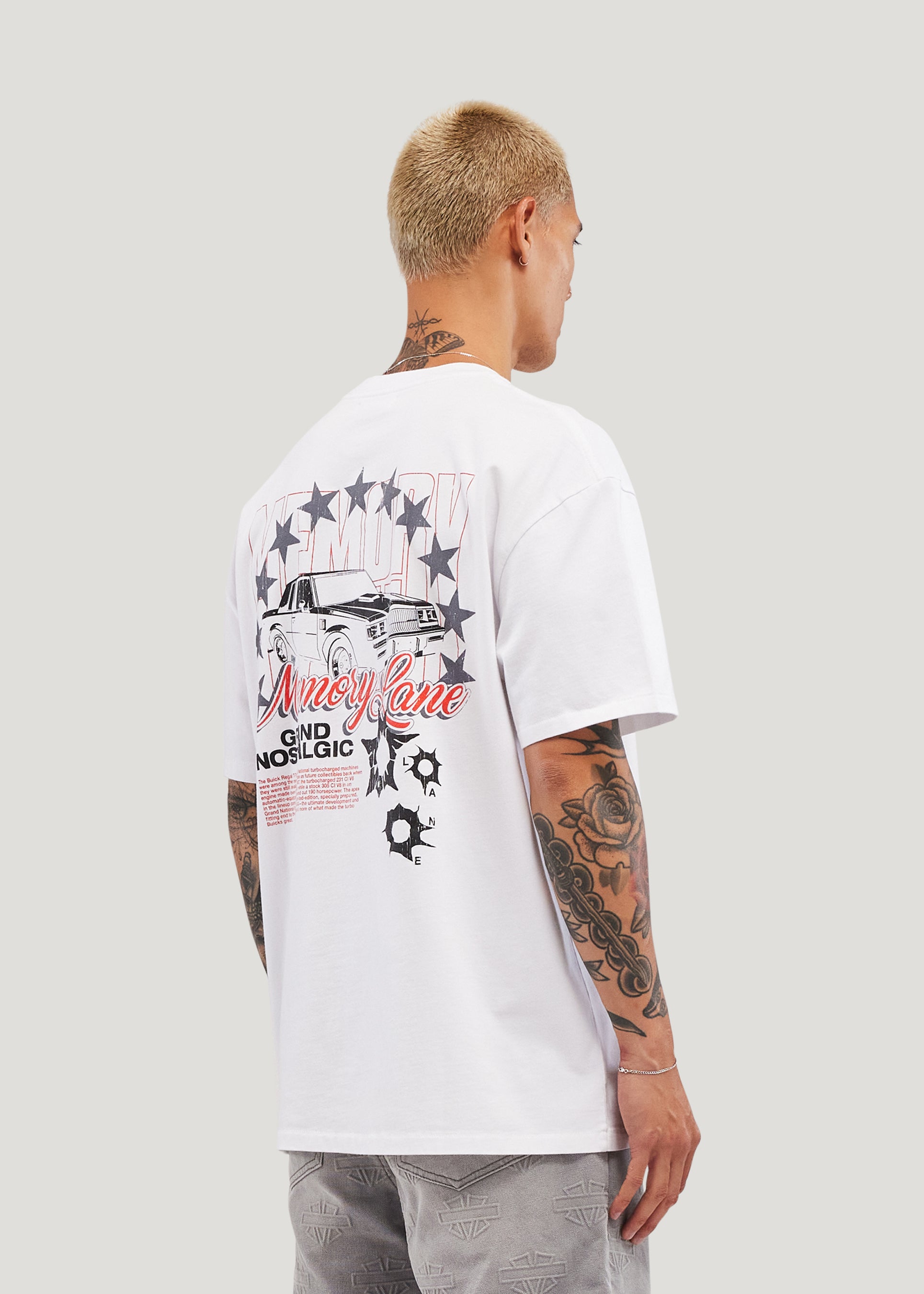 Grand Nostalgic Tee (Off White)