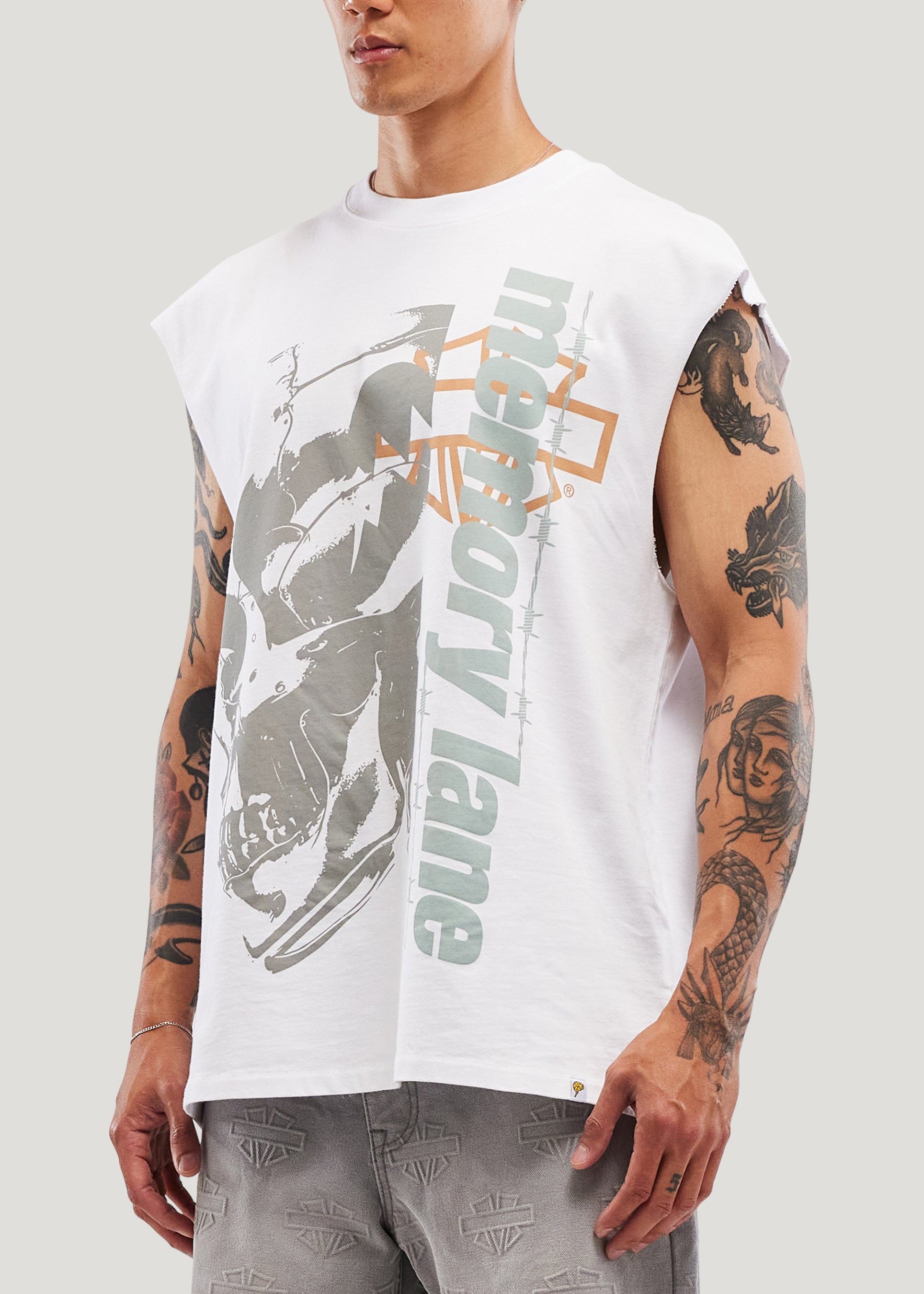 T3 Blitz Sleeveless Tee (Off White)