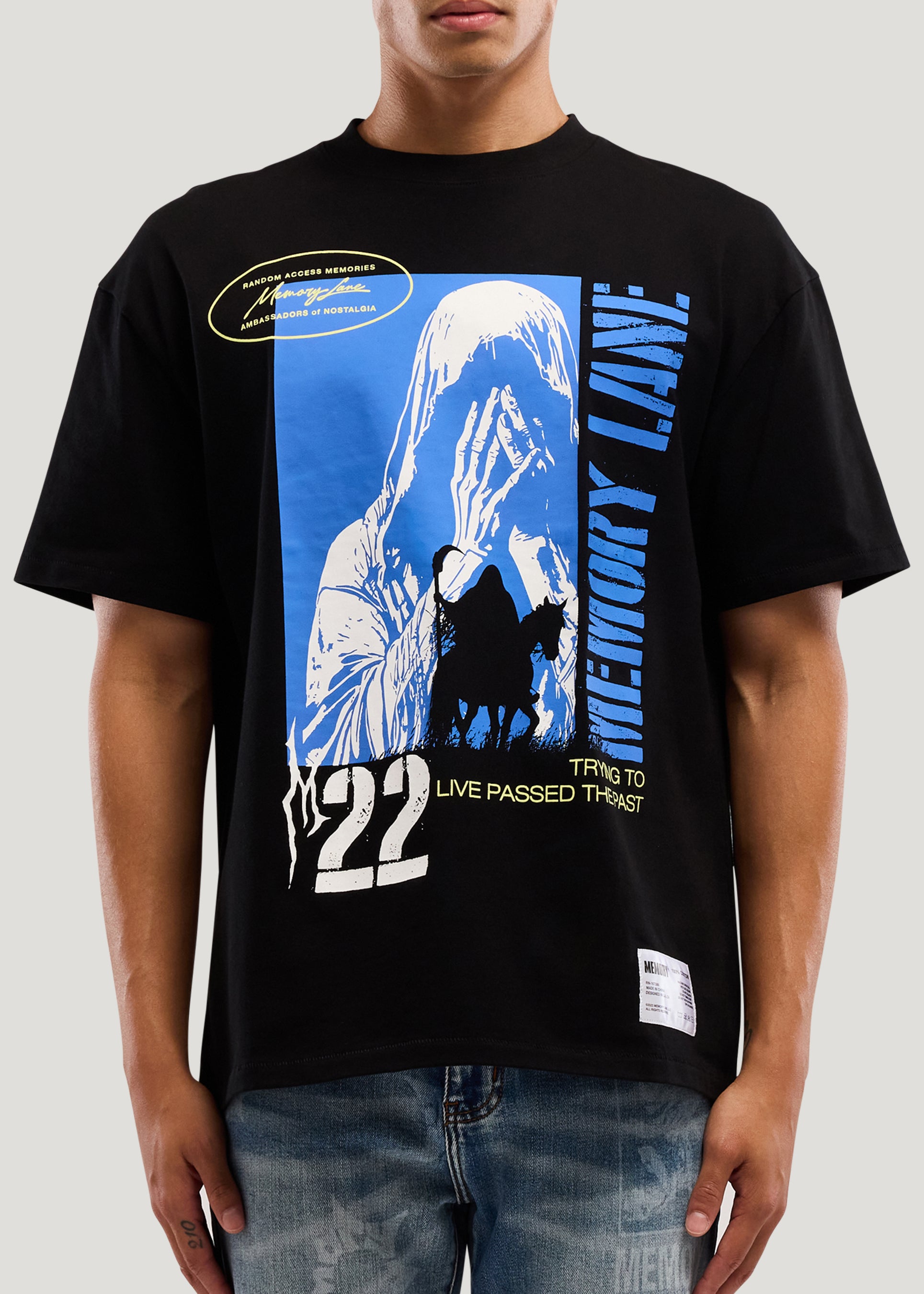 RUNNIN' PAST TEE