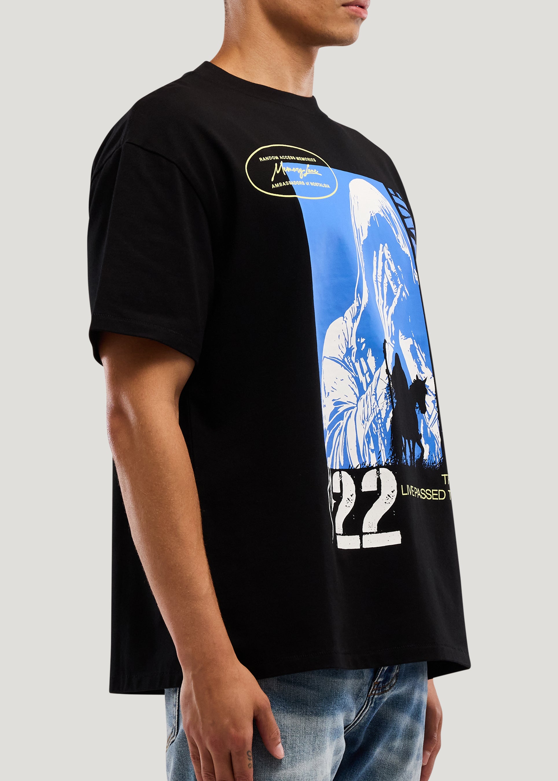 RUNNIN' PAST TEE