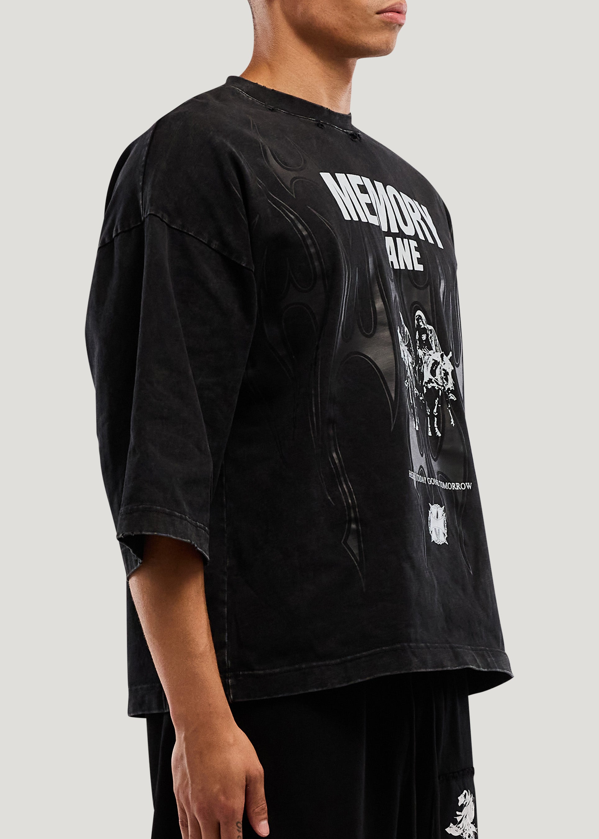 STORM RIDERS OVERSIZED TEE