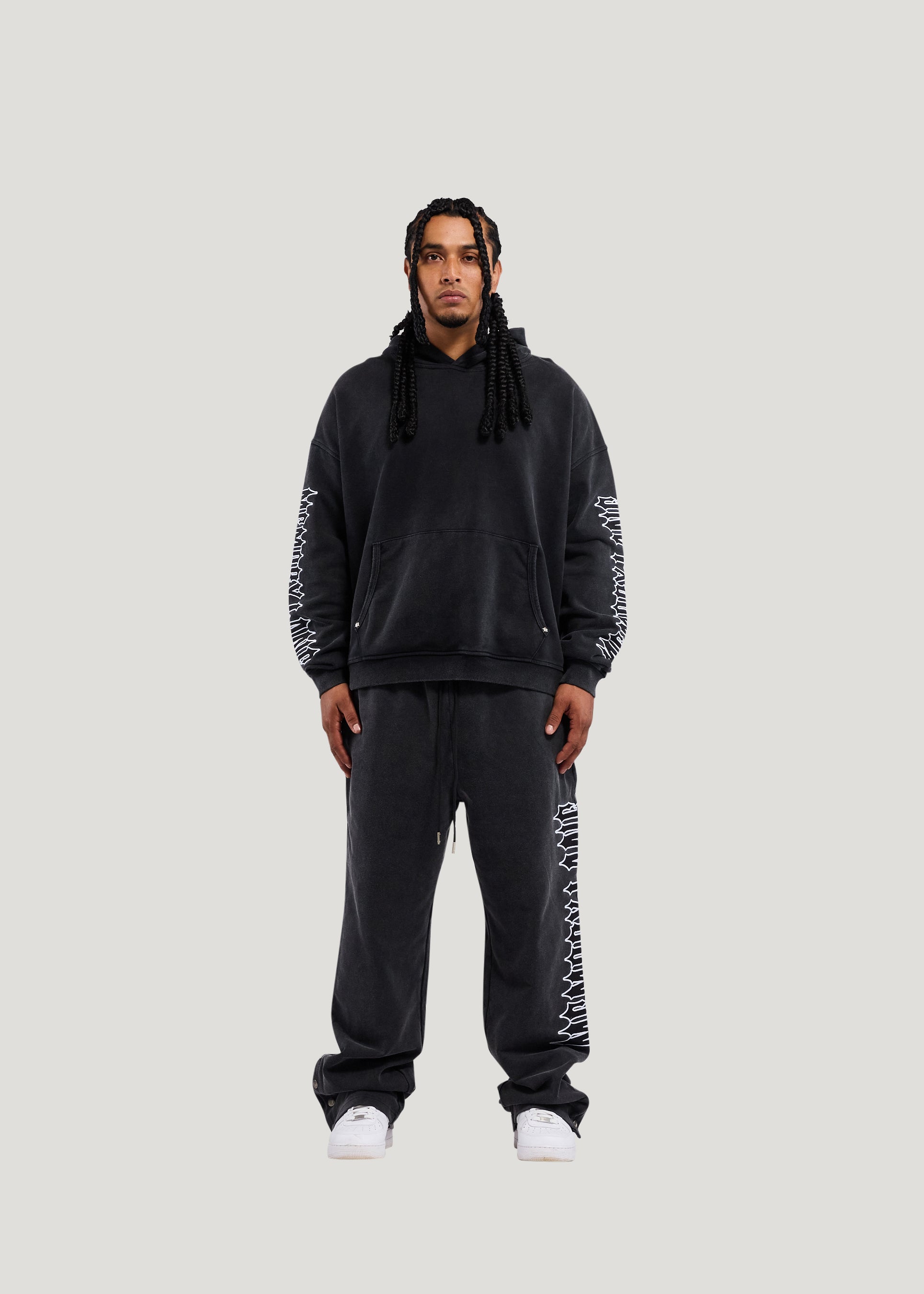 IRON TEXT SWEATPANTS