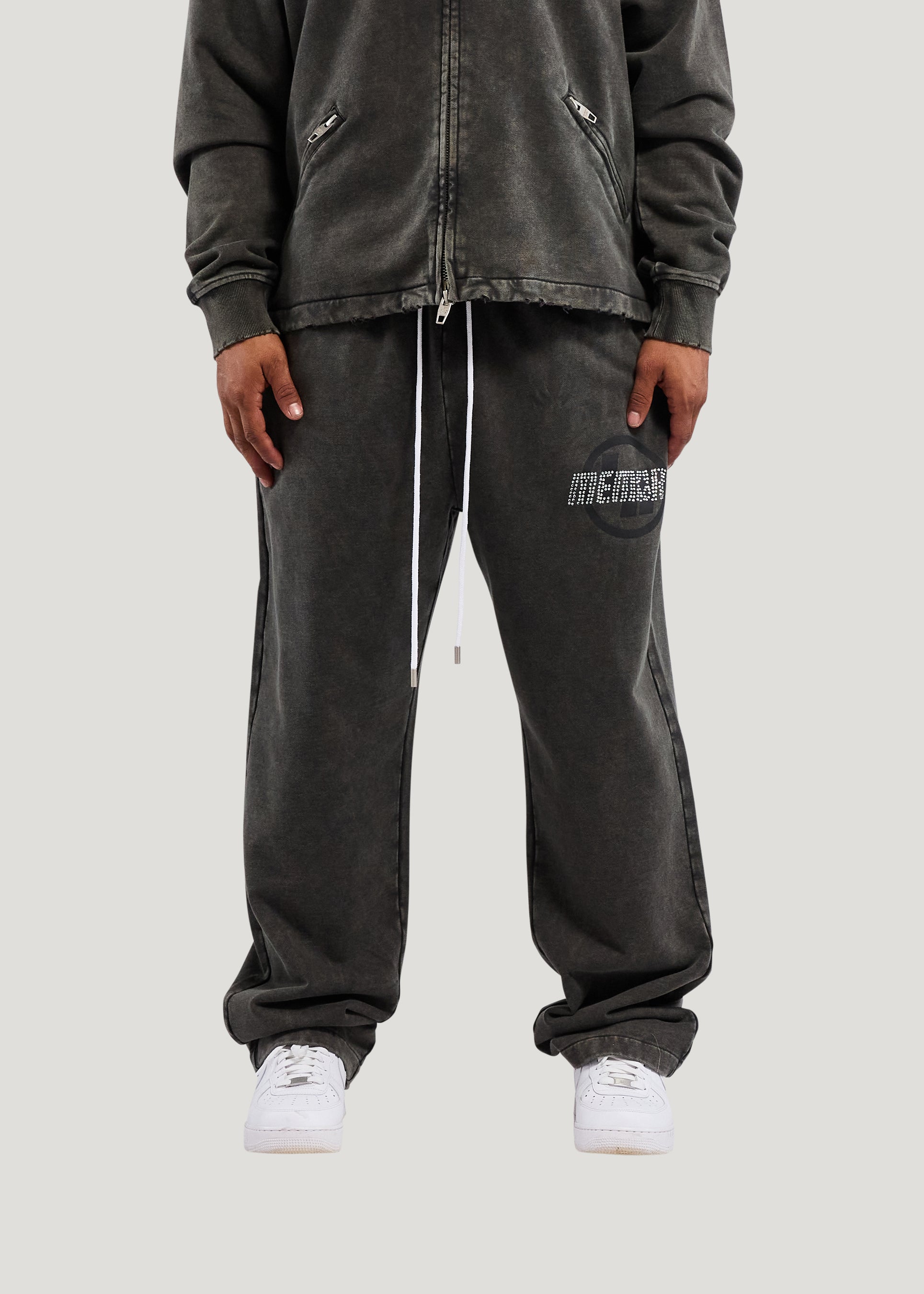 RETROSPECTIVE SWEATPANTS