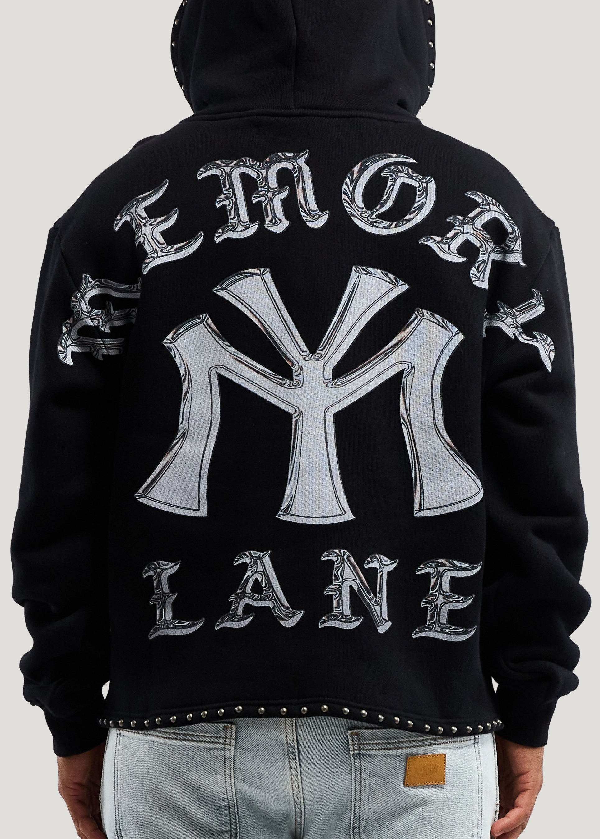 M-SHIELD STUDDED CROP HOODIE