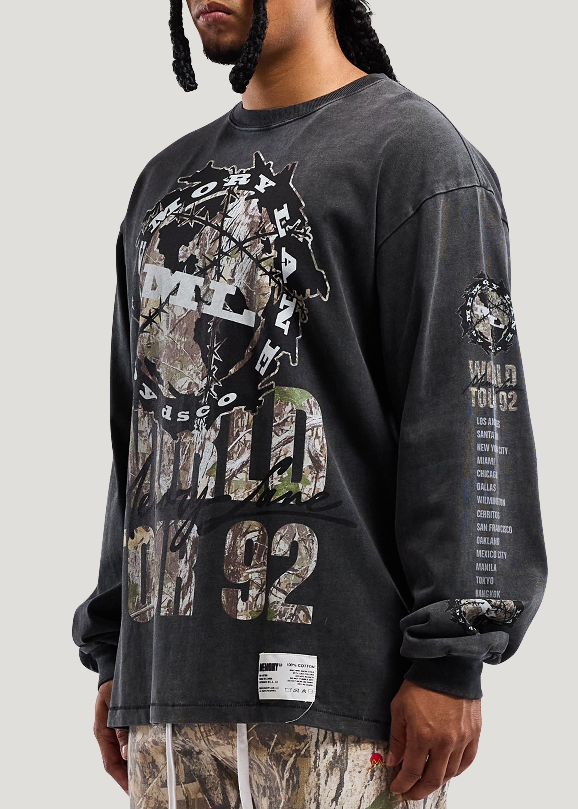 WORLD TOUR LONG SLEEVE