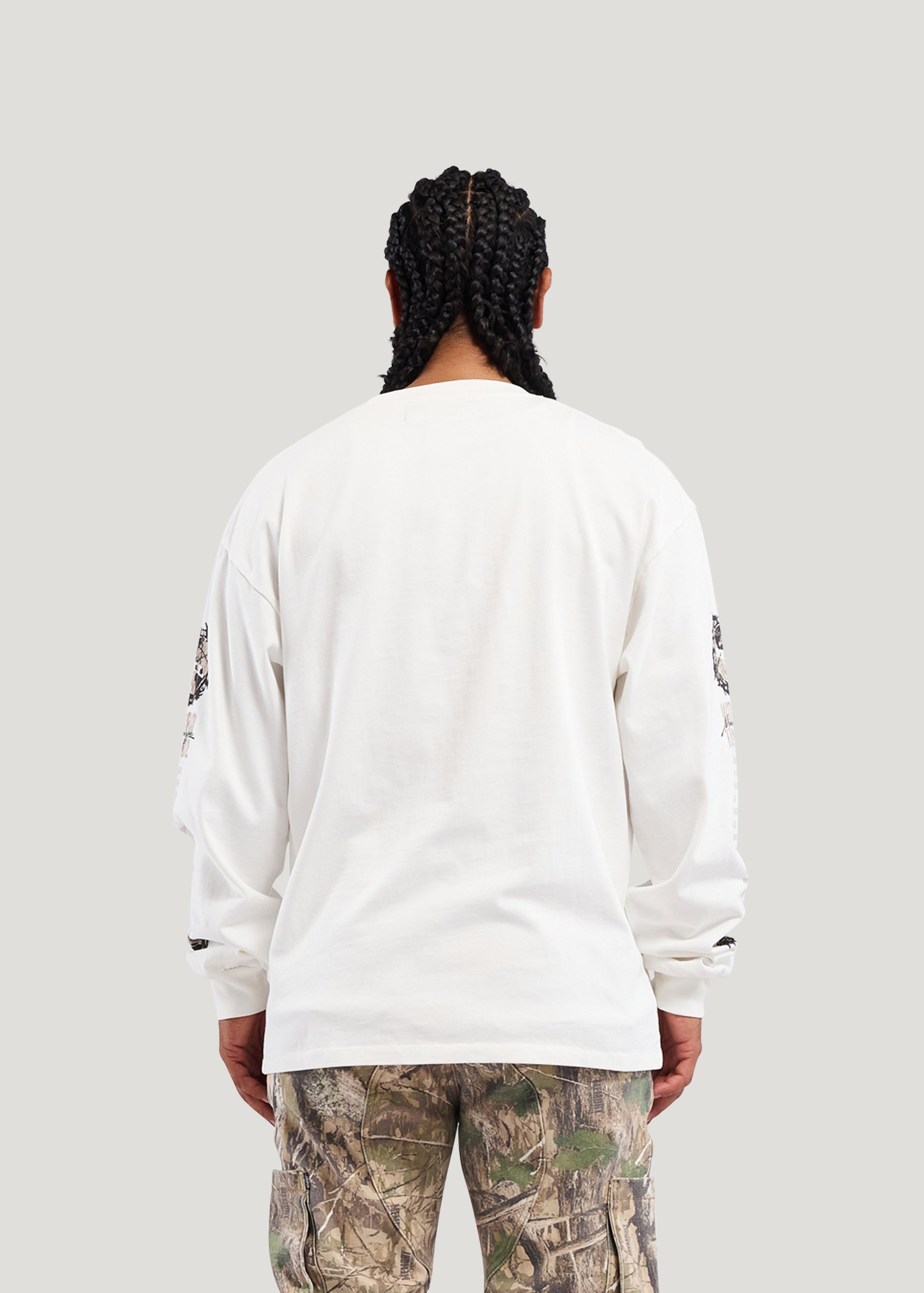 WORLD TOUR LONG SLEEVE