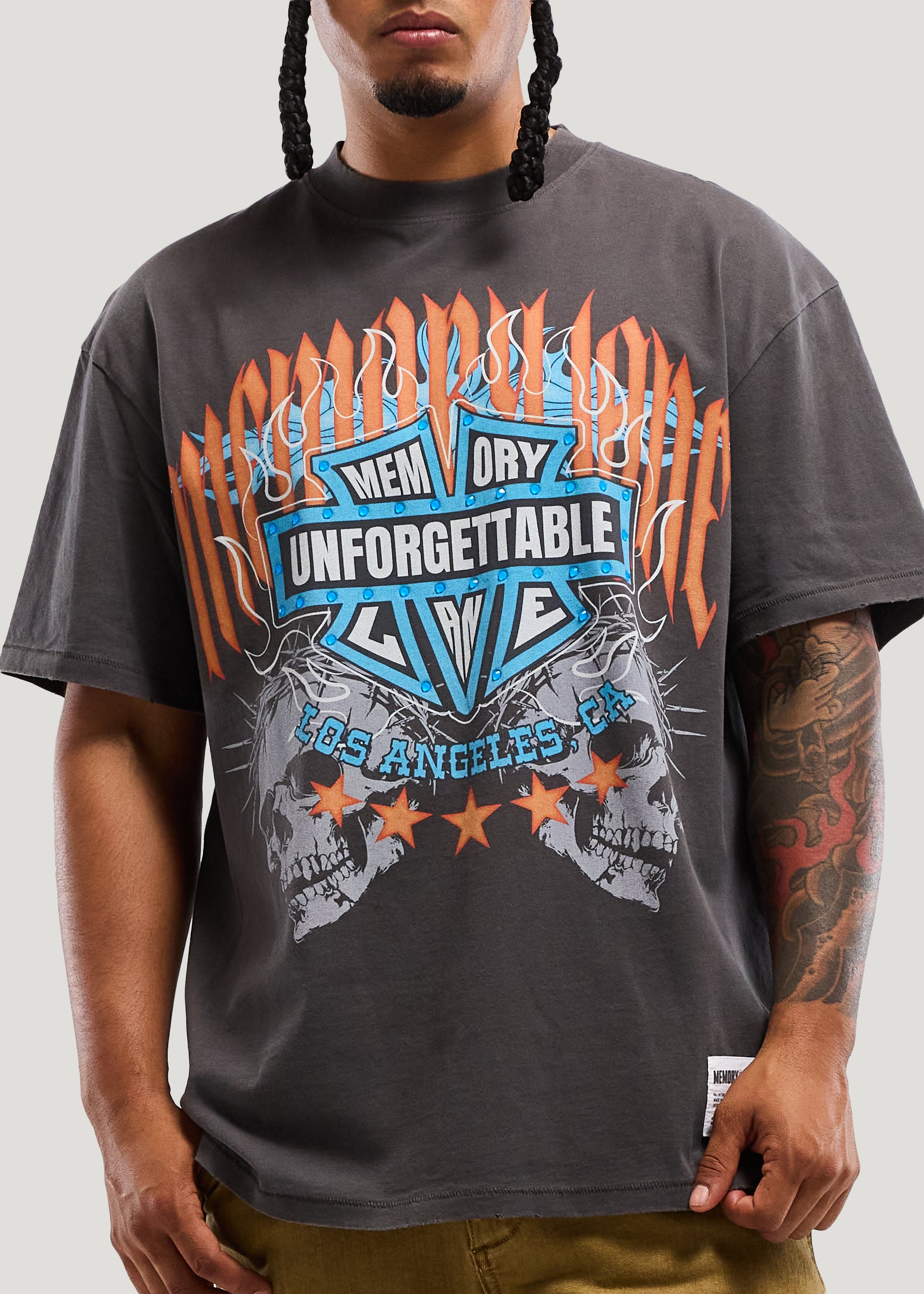 UNFORGETTABLE SHIELD TEE
